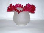 tulipa caracol em vidro detalhe em pink na borda 12x13 cada r$30,00
